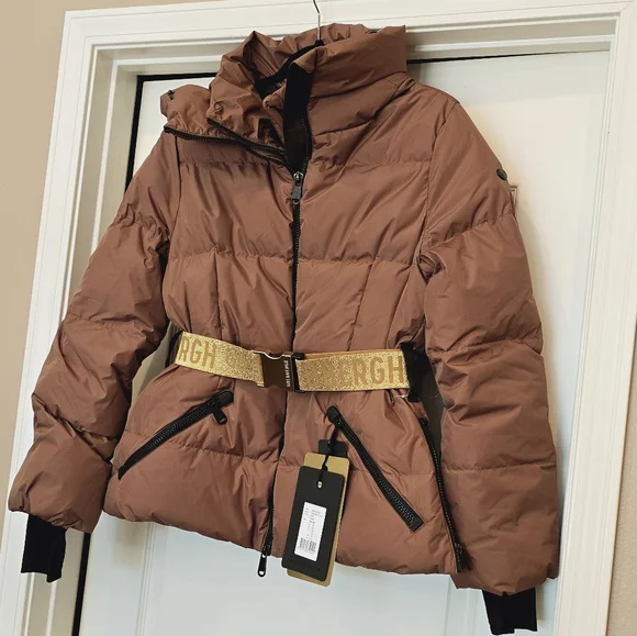 Goldbergh Snowmass Ski Jacket in the color Mocha